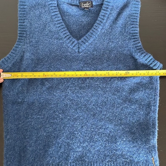 100% wool Twik sweater vest - Picture 4 of 6